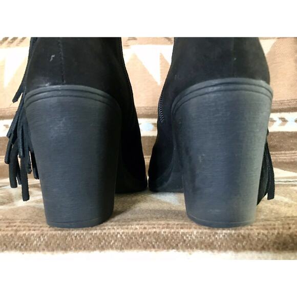 H&M Divided Women's Black Faux Suede Fringe Side Zip Heeled Ankle Boots Size 6 - Picture 8 of 11